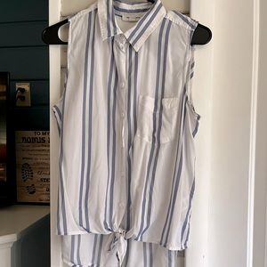 Beach lunch lounge Cute summer blouse